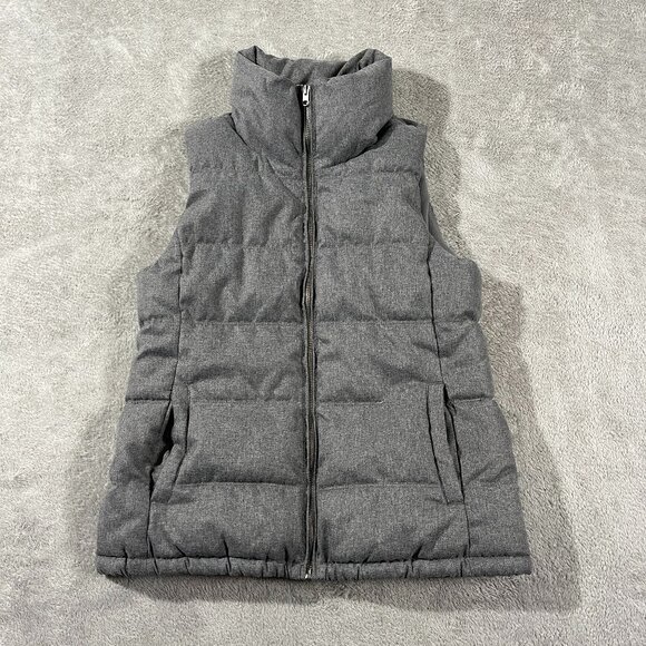 Old Navy Gray Quilted Puffer Vest M Fleece Lined Zip Up Winter Jacket T Neck‎ - Picture 1 of 11